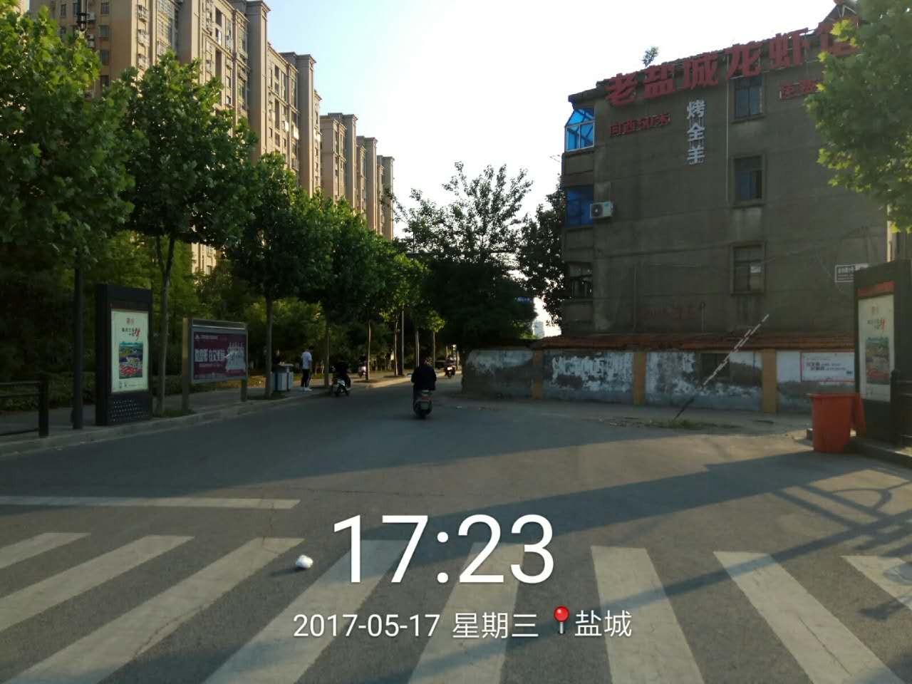 002.jpg